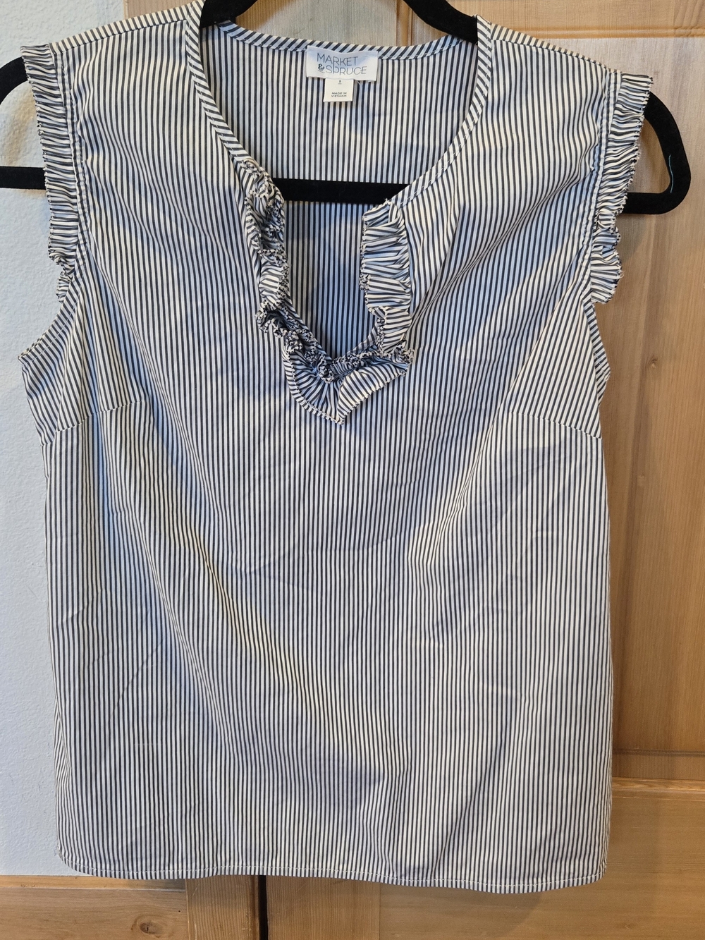 Market & Spruce Gray and White Striped Ruffle Sleeveless Blouse